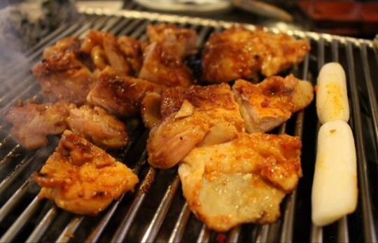 출처 : 화로몽숯불닭갈비 인스타그램 검색 결과