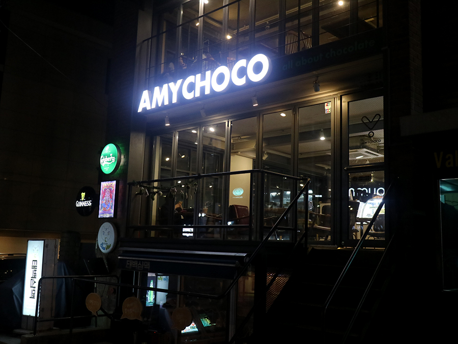 place_img
