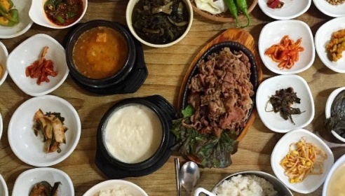 욕쟁이할머니집 매장 이미지