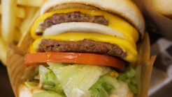 크라이치즈버거 매장 이미지