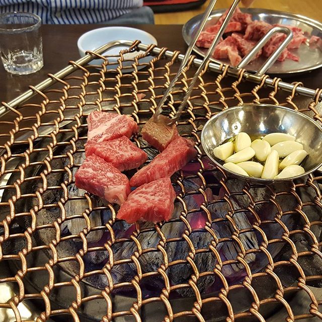 http://instagram.com/explore/tags/금자네생등심