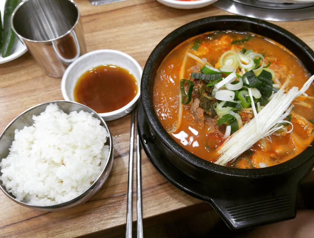 출처 : 소문난감자탕 인스타그램 검색결과