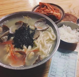 임병주산동칼국수 매장 사진, 서울특별시 서초구 강남대로37길 63