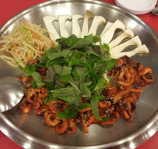 출처 : 놀부부대찌개철판구이 인스타그램 검색 결과