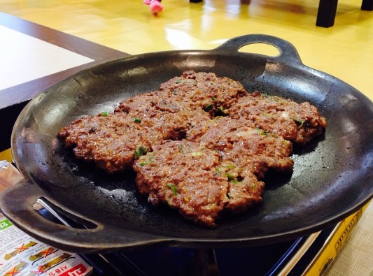 출처 : 덕인갈비 인스타그램 검색 결과