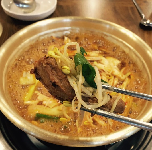 출처 : 두꺼비식당 인스타그램 검색 결과