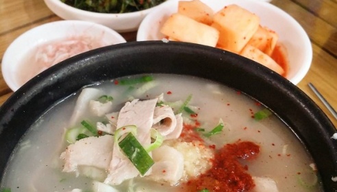 형제전통돼지국밥 매장 이미지