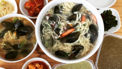 섭지해녀의집 매장 이미지