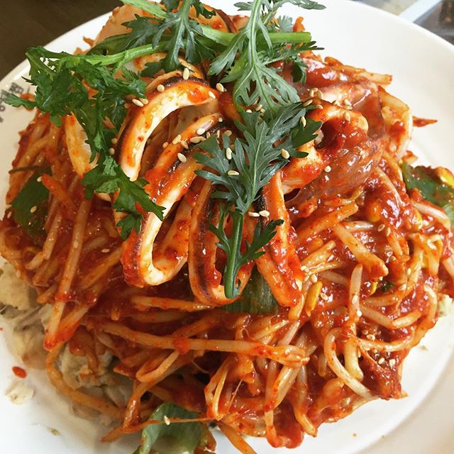 동촌샤브칼국수 - 서울 강북, 성수 서울숲 뚝섬 | 맛집검색 식신