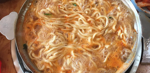 전통궁중칼국수