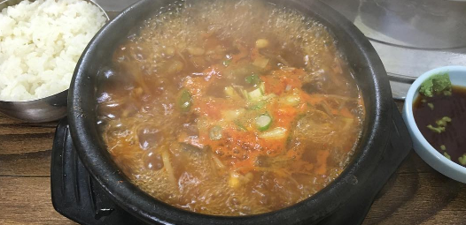 광장수구레국밥