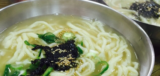 홍두깨칼국수