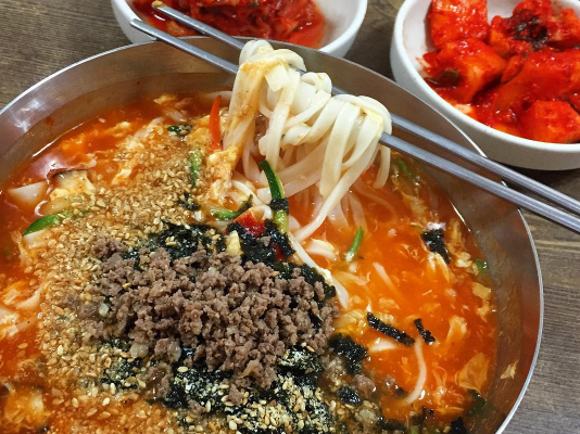 낭만 가득한 강릉 맛집 25곳