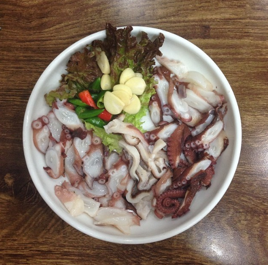 영덕물회막회 - 서울 강남, 신논현 영동시장 | 맛집검색 식신