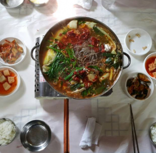 손중헌원조논메기매운탕 이미지