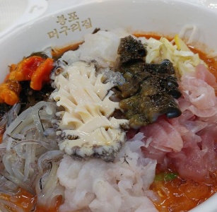 봉포머구리집 매장 사진, 강원도 속초시 영랑해안길 223