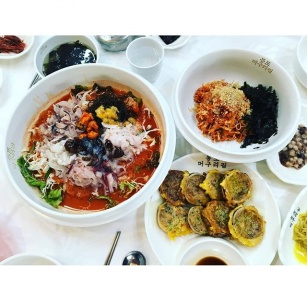 봉포머구리집 매장 사진, 강원도 속초시 영랑해안길 223
