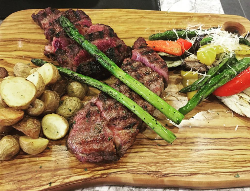 출처 : 칸스테이크하우스 인스타그램 검색 결과