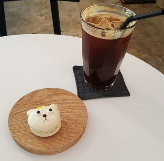 출처 : 앳모스피어 인스타그램 검색 결과