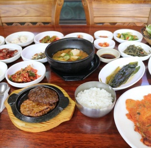고색창연 매장 사진, 경상북도 경주시 보불로 58-4