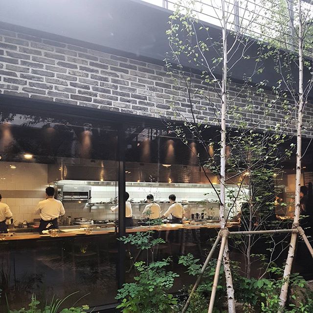 place_img
