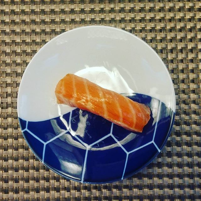 출처 : 스시히카리 인스타그램 검색 결과