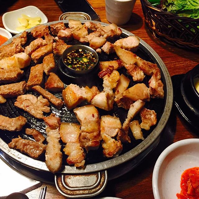 http://instagram.com/explore/tags/홍대 돈주는남자