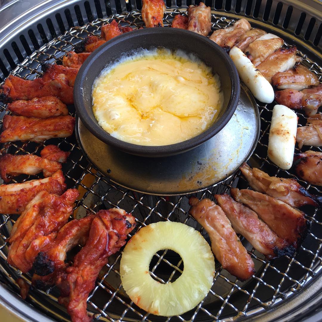   출처 : 밤나무집춘천닭갈비 인스타그램 검색 결과