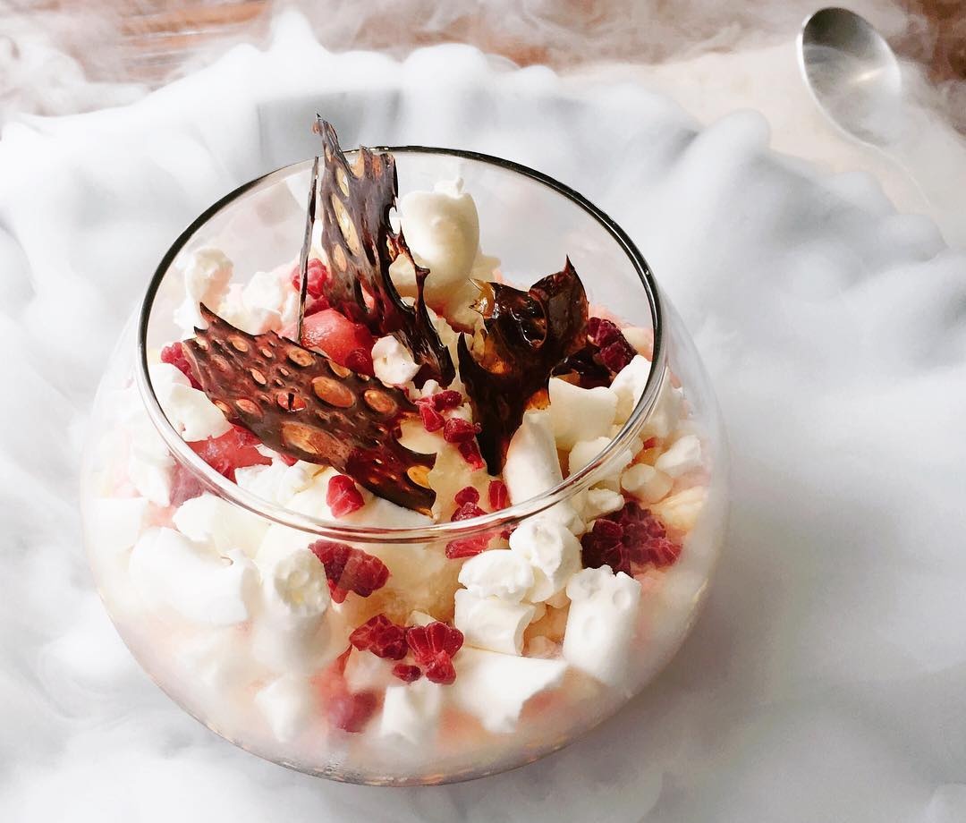 출처 : 더디저트 인스타그램 검색 결과