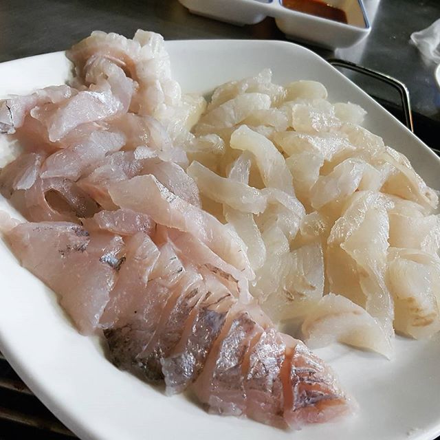 출처 : 동해횟집 인스타그램 검색 결과