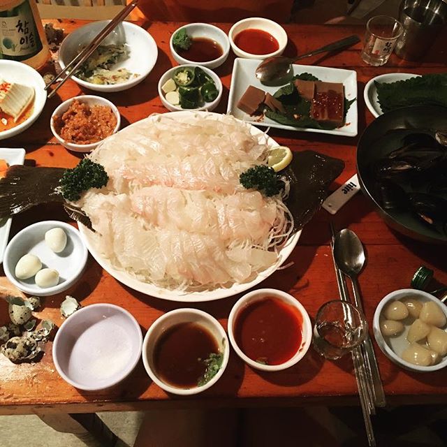 출처 : 동해횟집 인스타그램 검색 결과
