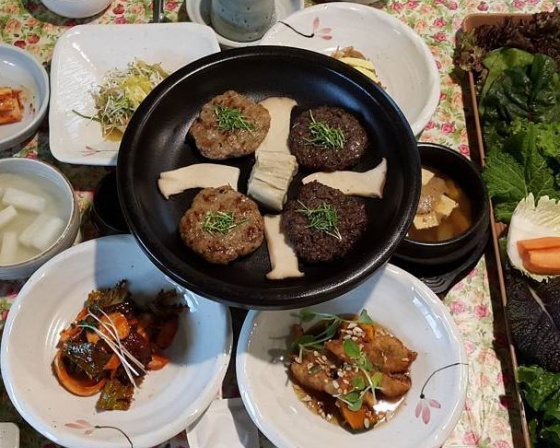 마실한정식  