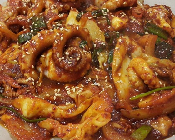 통큰낙지 서울숲 금호점 , 서울특별시 성동구 금호로 17