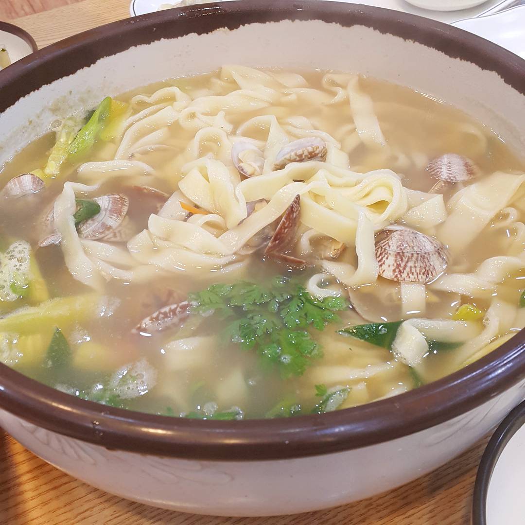 출처 :동죽손칼국수 인스타그램 검색 결과