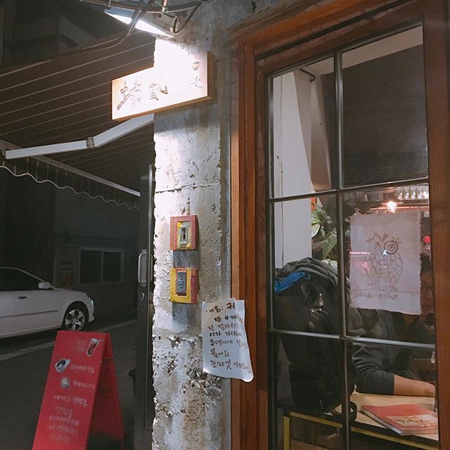 place_img