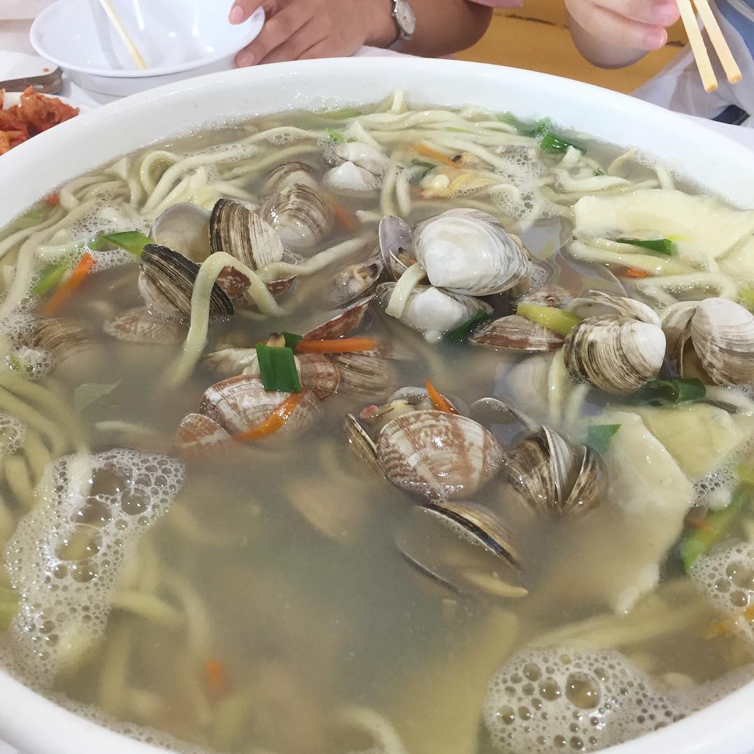 출처 : 웰빙칼국수 인스타그램 검색 결과