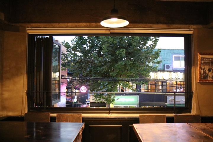 place_img