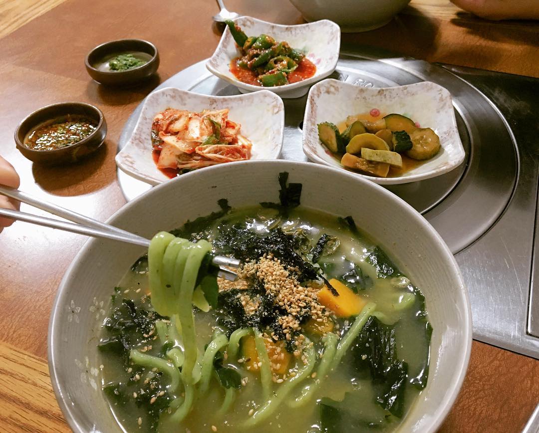 출처 : 따개비칼국수 인스타그램 검색 결과