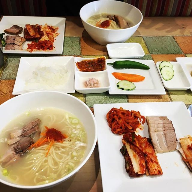   출처 :국수와보쌈 인스타그램 검색 결과