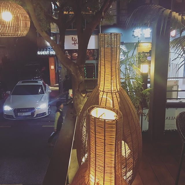 place_img