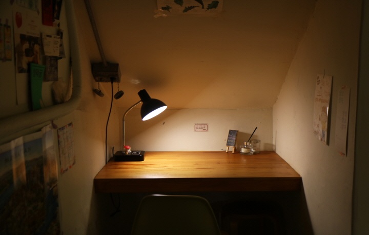 place_img