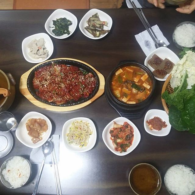 	   출처 :폭포가든 인스타그램 검색 결과