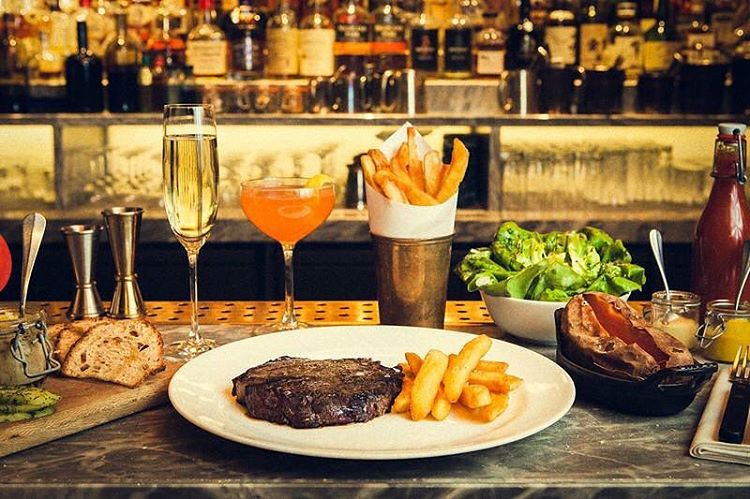 출처: 'Hawksmoor' 인스타그램 검색 결과 