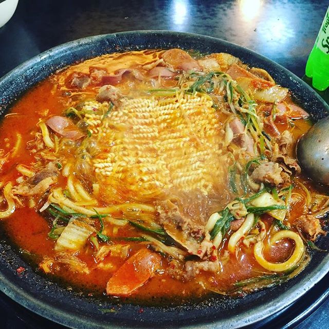 신의주부대찌개 방이역점 - 서울 강남, 송파 방이 | 맛집검색 식신
