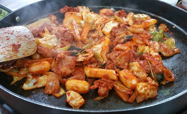 운수대박춘천닭갈비 이미지