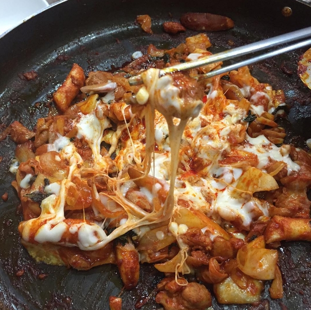 운수대박춘천닭갈비 이미지