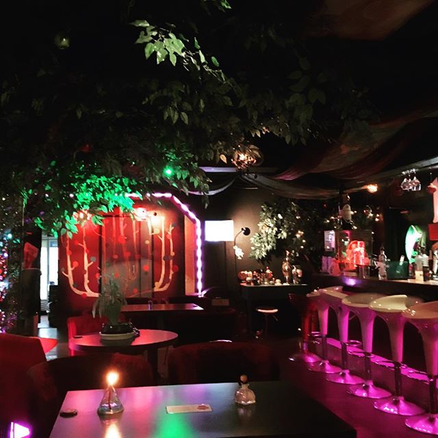 place_img