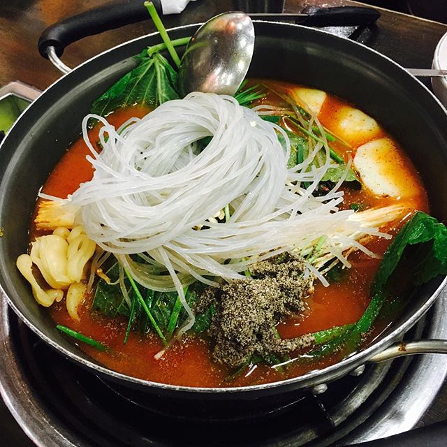 원당감자탕 명동1호점 - 서울 강북, 명동 | 맛집검색 식신