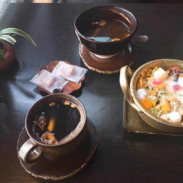  출처 : 풍경이있는전통찻집  인스타그램 검색 결과
