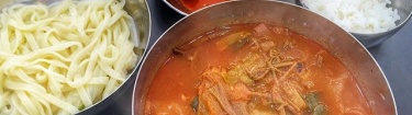 후루룩 쫄깃한 칼국수 맛집